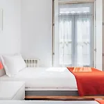 Chiado Prime Camoes Apartment *