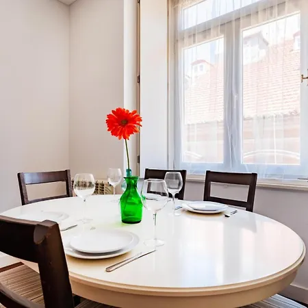 Chiado Prime Camoes * Lisboa