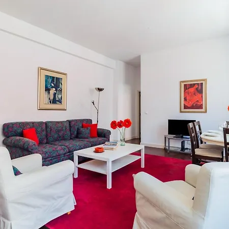 Chiado Prime Camoes Лісабон