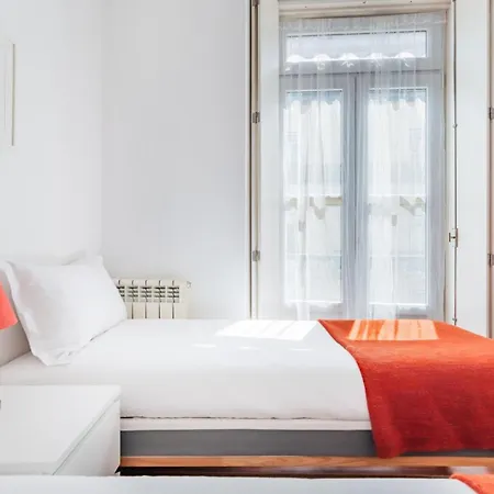 Chiado Prime Camoes Апартаменти *