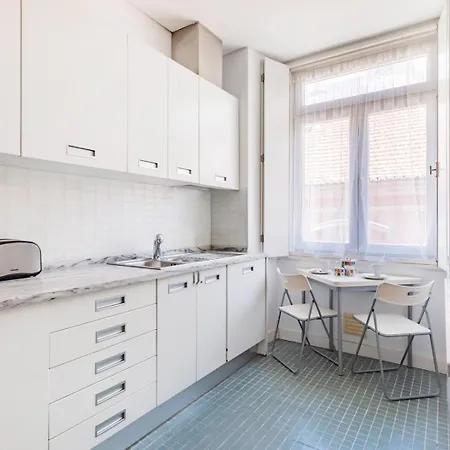 Chiado Prime Camoes Lisboa